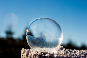 frozen-bubble-1943224_1920